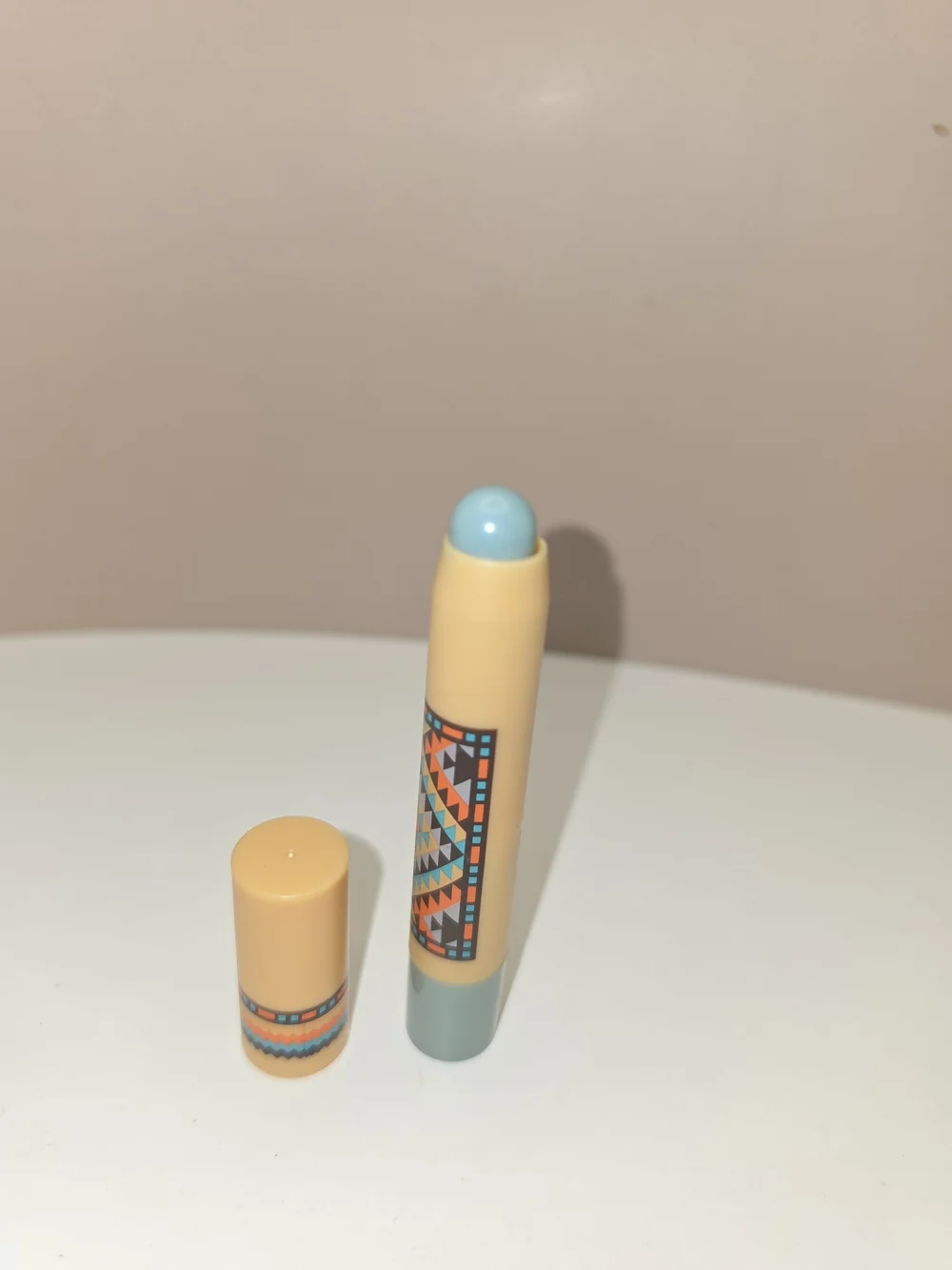LIMITED EDITION MAC VIBE TRIBE PATENT POLISH LIP PENCIL- 